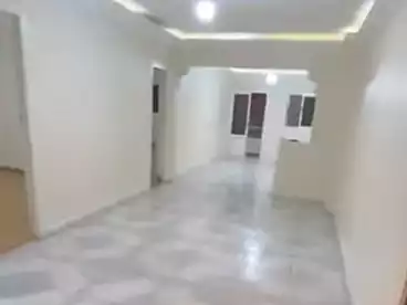 شقق للبيع - 2 غرف - بالدور 8