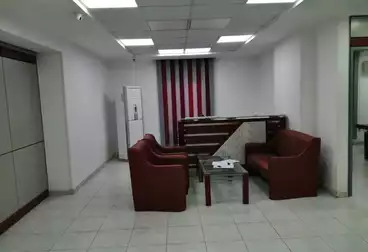 Administrative For rent - 20 rooms - floor 1