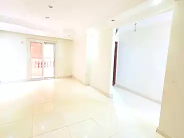 شقق للإيجار - 3 غرف - بالدور 5