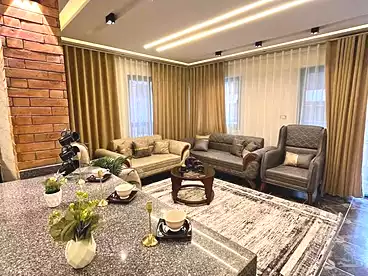 شقق مفروشة للبيع - 2 غرف - بالدور 1