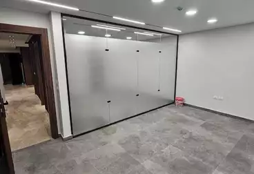 مكاتب للإيجار - 3 غرف - بالدور 2