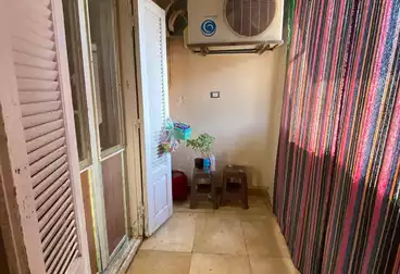 Apartments For sale - 3 rooms - floor 4