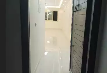 شقق للبيع - 3 غرف - بالدور 2