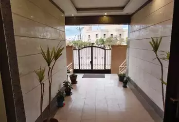 Apartments For sale - 3 rooms - floor 1