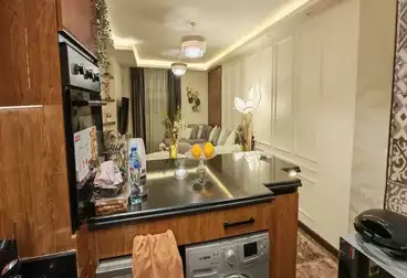 شقق مفروشة للبيع - 3 غرف - بالدور 6