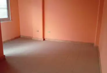 Building For sale - 3 rooms