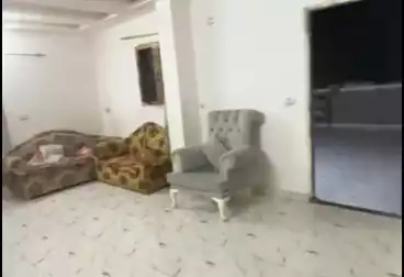 دور كامل للبيع - 3 غرف - بالدور 4