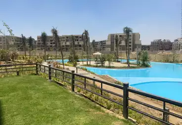 Apartment with Garden For sale - 2 rooms - floor 1