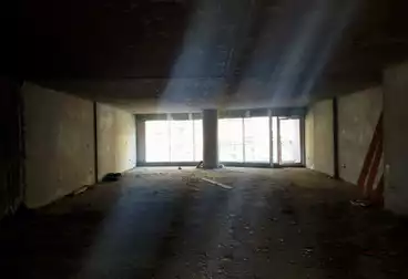 محلات للبيع - بالدور 0