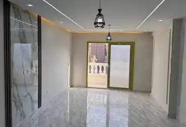 شقق للبيع - 3 غرف - بالدور 10