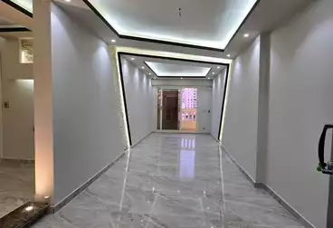 عقارات للبيع - 3 غرف - بالدور 15