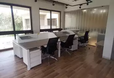 مقر إداري للإيجار - 4 غرف - بالدور 2