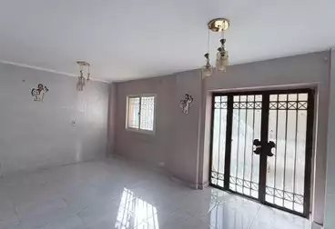 ستوديو للإيجار - 1 غرف - بالدور 0