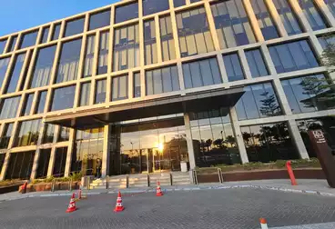 Administrative For rent - 4 rooms - floor 2