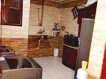 شقق للبيع في شارع المجزر الالي، اللبيني، 150 متر