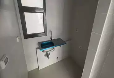 شقق للإيجار - 2 غرف - بالدور 4