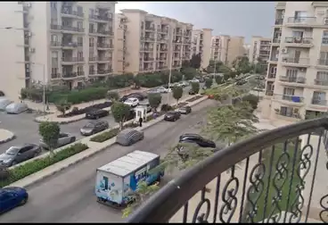 شقق للإيجار - 3 غرف - بالدور 3