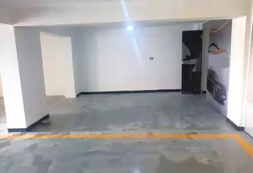 تجاري للإيجار - بالدور 0