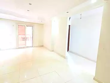 شقق للإيجار - 3 غرف - بالدور 5