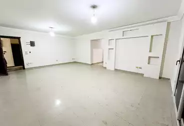 شقق للبيع - 3 غرف - بالدور 1