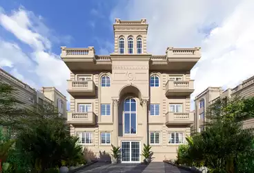 فلل للبيع - 8 غرف