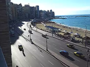 عقارات للبيع - 3 غرف - بالدور 4