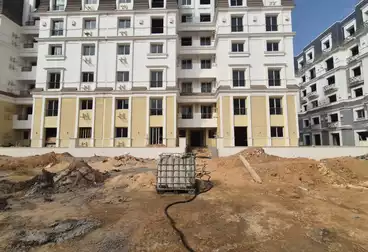 Apartments For sale - 3 rooms - floor 1