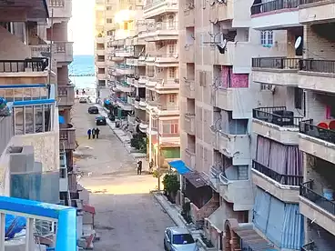 شقق للبيع - 3 غرف - بالدور 0