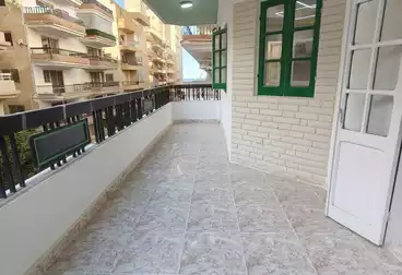 شقق للبيع - 3 غرف - بالدور 2