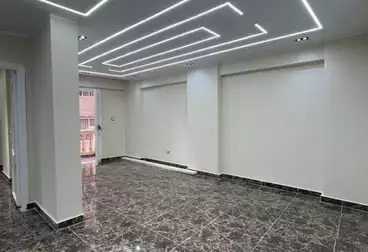 شقق للبيع - 3 غرف - بالدور 5