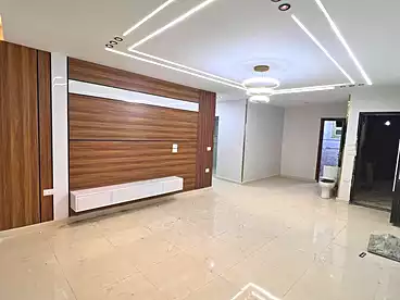 شقق للبيع - 3 غرف - بالدور 8