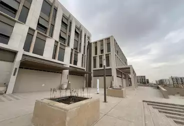 عقارات للبيع - 8 غرف - بالدور 1