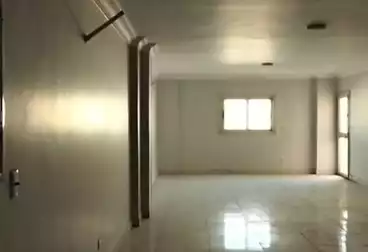 مكاتب للإيجار - 3 غرف - بالدور 5