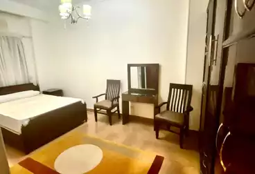 ستوديو للإيجار - 1 غرف - بالدور 3