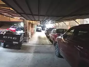 جراج للبيع