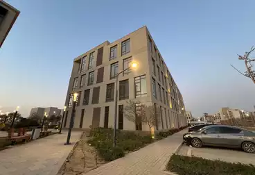 مكاتب للإيجار - 1 غرف - بالدور 1