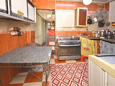 عقارات للبيع - 3 غرف - بالدور 18