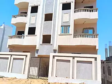 عقارات للبيع - 3 غرف - بالدور 1