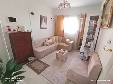 Apartments For sale - 2 rooms - floor 5