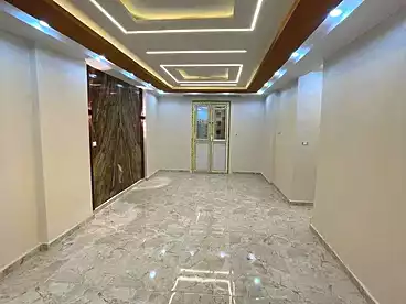 شقق للبيع - 3 غرف - بالدور 1