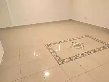 شقق للإيجار - 4 غرف - بالدور 0