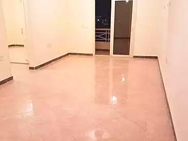 عقارات للإيجار - 3 غرف - بالدور 4