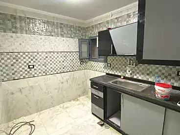 شقق للبيع في شارع خليل باللو، البيطاش، 160 متر