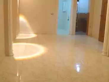 شقق للبيع - 2 غرف - بالدور 3