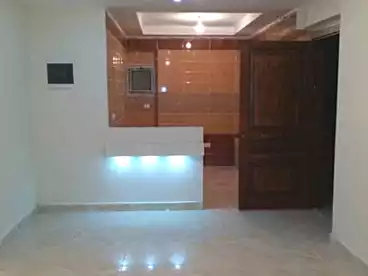 عقارات للبيع - 3 غرف - بالدور 0