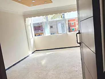 Apartments For sale - 2 rooms - floor 5