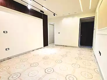 Apartments For sale - 2 rooms - floor 1