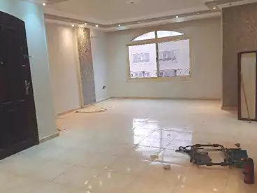 شقق للإيجار - 3 غرف - بالدور 1