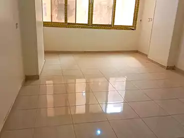 شقق للإيجار - 3 غرف - بالدور 1