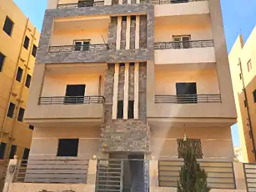 عقارات للبيع - 3 غرف - بالدور 1